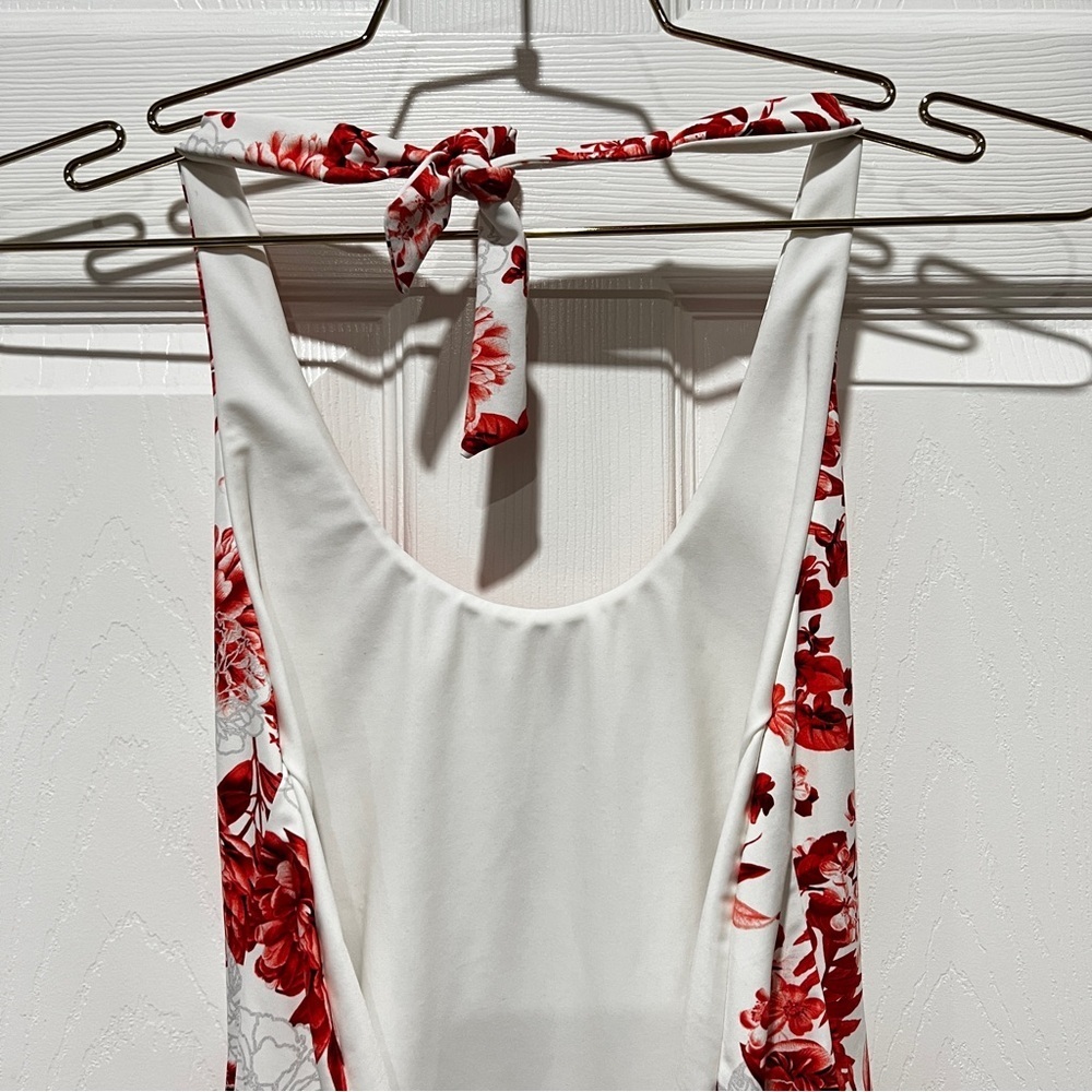 Beach Bunny Red Floral SAMANTHA Cheeky One Piece Swimsuit Size Small Fully Lined - Picture 8 of 11